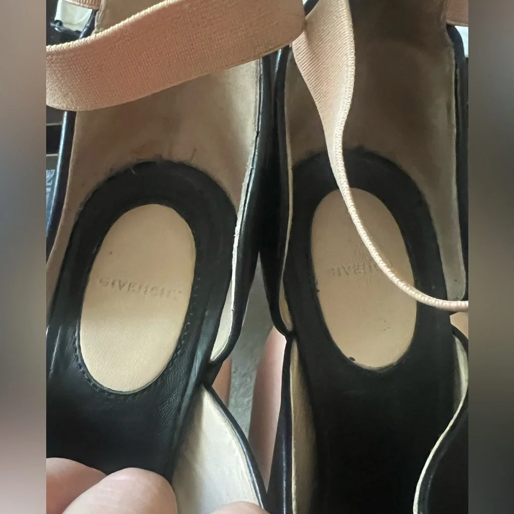 Givenchy Vintage Black and Gold Wedge Sandals - Picture 5 of 9